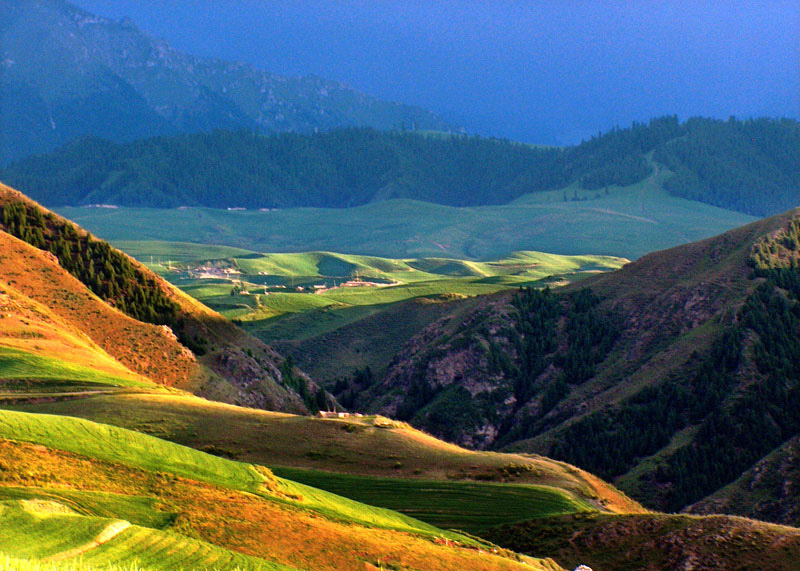 D1：成都、稻城、亞丁、奔子欄、中甸、麗江九日游