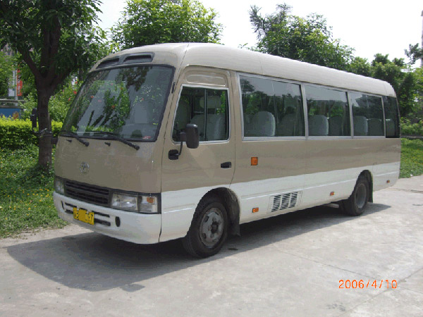 成都租豐田柯斯達(考斯特)