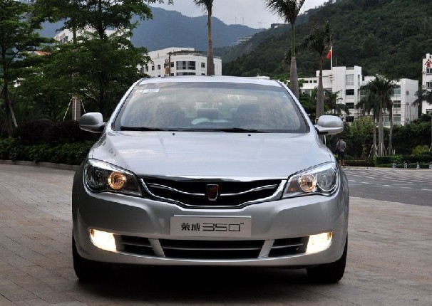 成都租車(chē)-榮威350