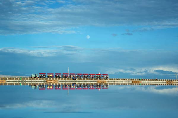 拉薩-青藏線-納木錯(cuò)、可可西里、青海湖、西寧五日游