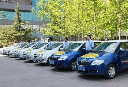 成都服務(wù)好的租車公司首選豪景