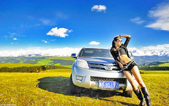 8月15日重慶、成都汽車租賃公司多家被騙23輛豪車在成都一倉庫發(fā)現(xiàn)