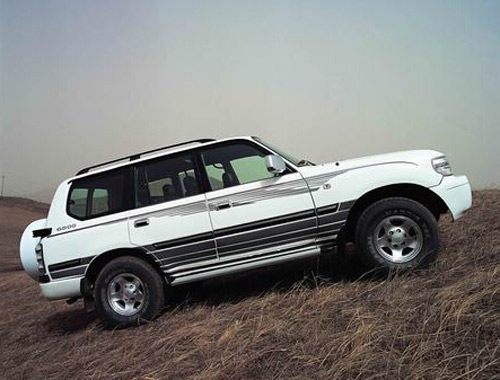 成都租車(chē)公司提醒您切忌“熱車(chē)”時(shí)間過(guò)長(zhǎng)