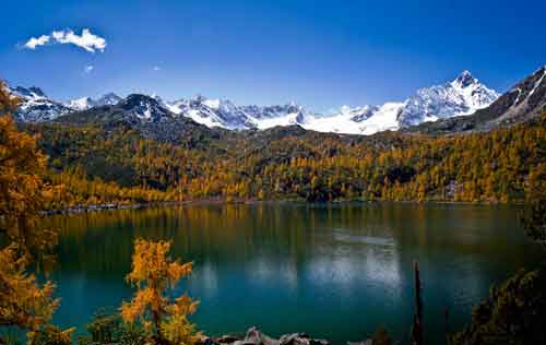 秋游正當時！成都租車旅游選哪一條？